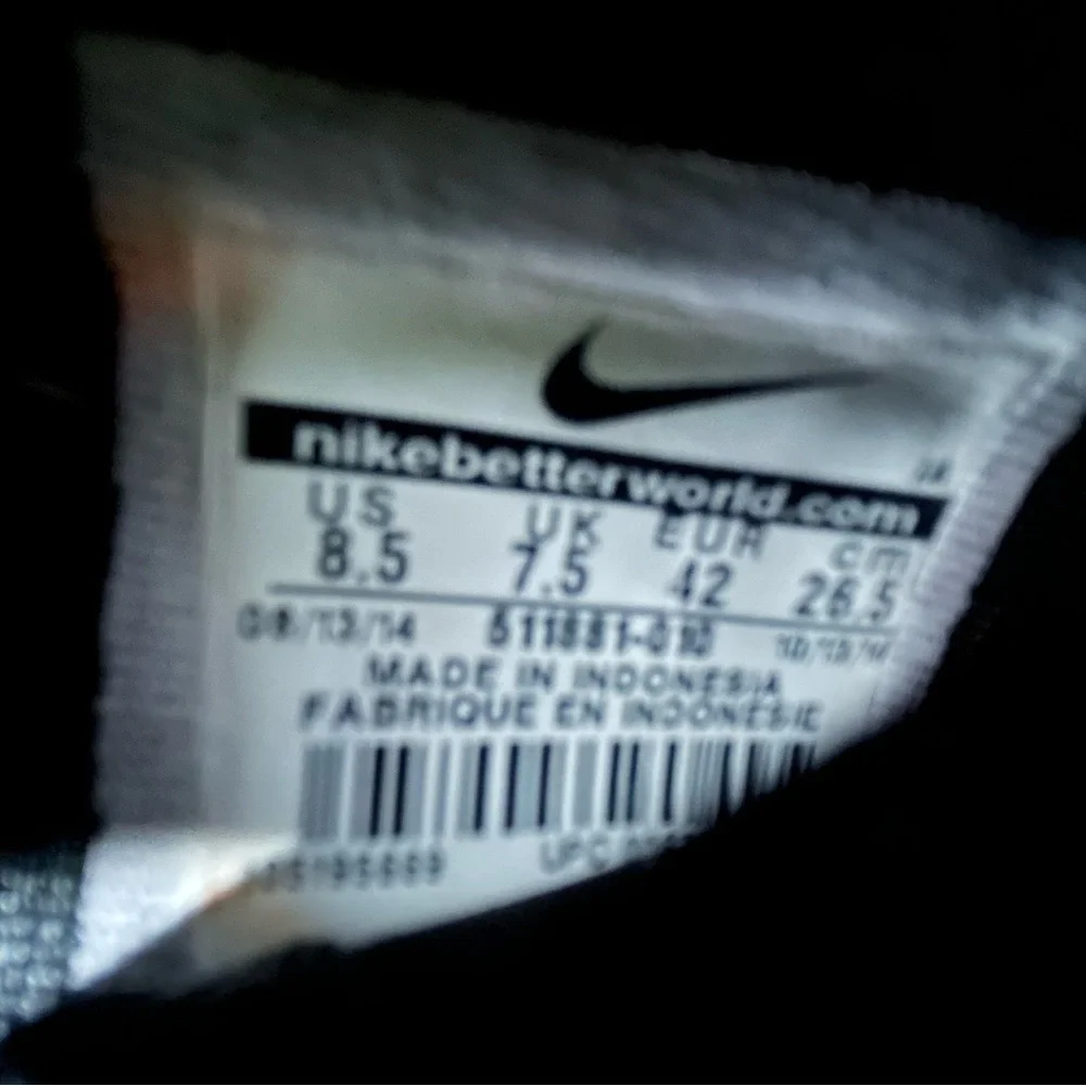 Nike Roshe One (Roshe Run) Sneakers Men’s 8.5 Black - Picture 7 of 8